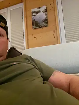 Snapshot of GeilerSchweizer chatting on April 19, 2026, 10:01 pm GeilerSchweizer online show from April 19, 2026, 10:01 pm
