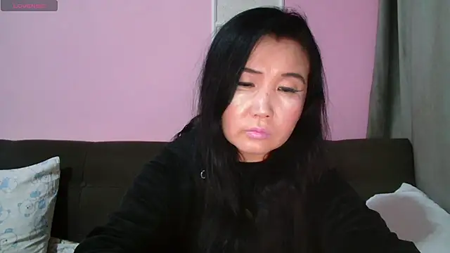 Snapshot of Bet_Lu chatting on October 15, 2025, 8:53 pm Bet Lu online show from October 15, 2025, 8:53 pm