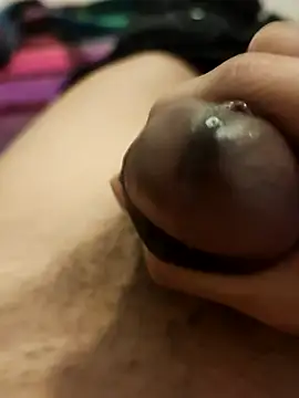 PepeCharlie27 online show from April 1, 2026, 1:41 pm