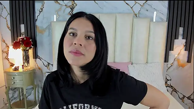 lulumars online show from May 30, 2026, 4:53 am