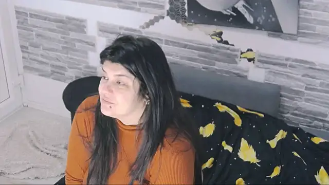 TinaMaay online show from March 14, 2026, 7:58 am