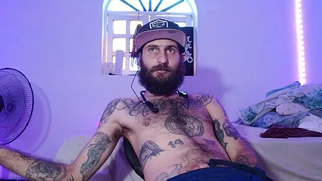 Tatted21xxx online show from October 21, 2025, 1:12 pm