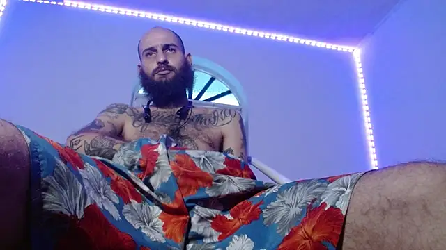 Tatted21xxx online show from November 25, 2025, 8:42 pm