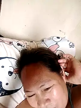 Snapshot of Sofiafuckbabes chatting on January 14, 2025, 6:24 am Sofiafuckbabes online show from January 14, 2025, 6:24 am