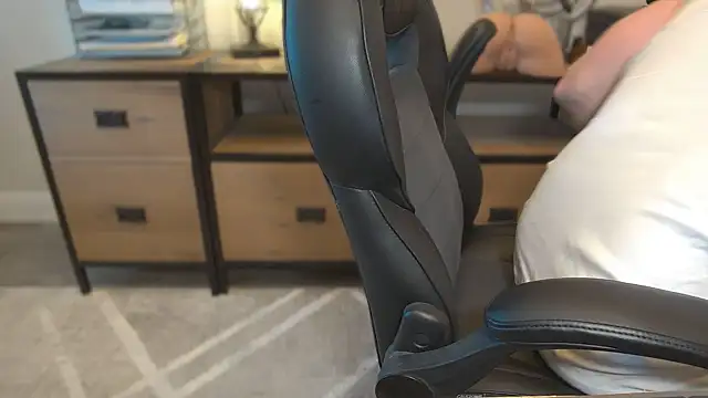 Mister Dilf online show from March 2, 2026, 2:46 pm