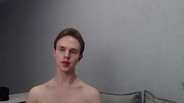 MartinMendez online show from February 2, 2025, 7:14 pm