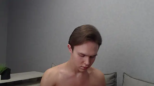 MartinMendez online show from March 18, 2025, 3:21 pm