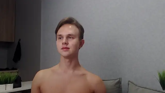 MartinMendez online show from November 15, 2025, 7:32 pm