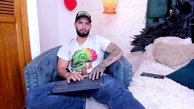 matteosantos online show from February 18, 2025, 5:31 pm