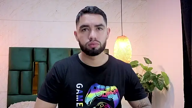 matteosantos online show from October 18, 2025, 11:33 am