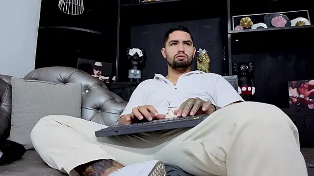 matteosantos online show from November 12, 2025, 12:05 pm