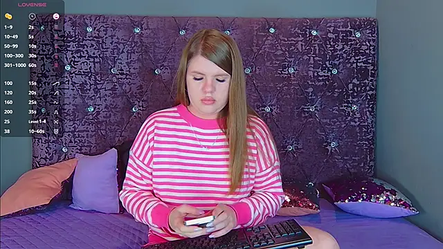 NoraBigAss online show from December 4, 2024, 3:37 am