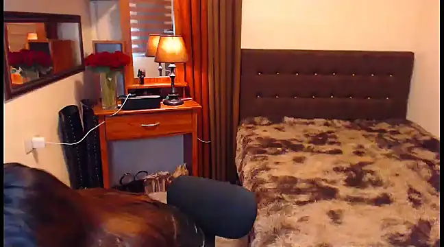 Snapshot of EXTREMELYDOM chatting on February 21, 2025, 6:29 am EXTREMELYDOM online show from February 21, 2025, 6:29 am