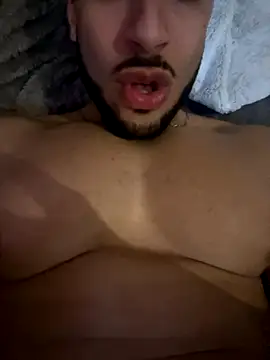 pimentfort77 online show from October 23, 2025, 9:24 pm