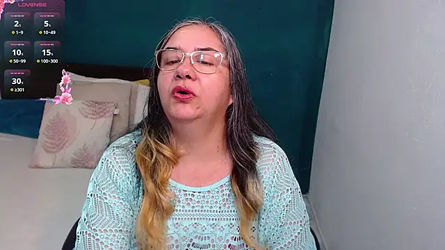 scaelettdubois online show from January 11, 2026, 2:05 am