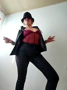 sexymarilyncolombia online show from March 2, 2025, 1:27 pm