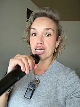 sexymarilyncolombia online show from February 18, 2026, 1:51 pm