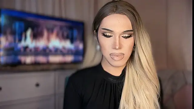 Ts glamxxxx online show from April 10, 2026, 11:26 am