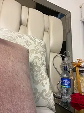 ALISSON FOXXX1 online show from March 1, 2025, 2:04 am