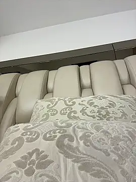 ALISSON FOXXX1 online show from March 13, 2026, 10:49 pm