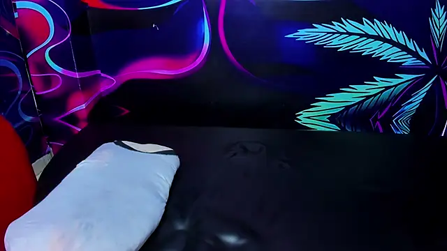 Snapshot of miacam-hot chatting on January 19, 2026, 4:00 pm miacam-hot online show from January 19, 2026, 4:00 pm