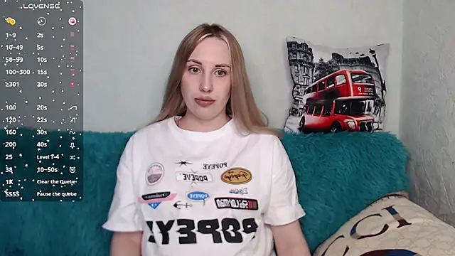 Snapshot of Monika_bae chatting on September 17, 2025, 1:02 pm Monika bae online show from September 17, 2025, 1:02 pm