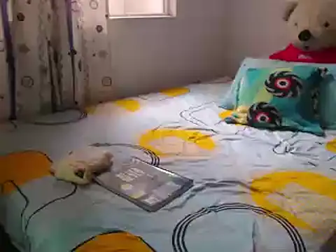 Snapshot of agatfox chatting on December 3, 2024, 3:44 pm agatfox online show from December 3, 2024, 3:44 pm