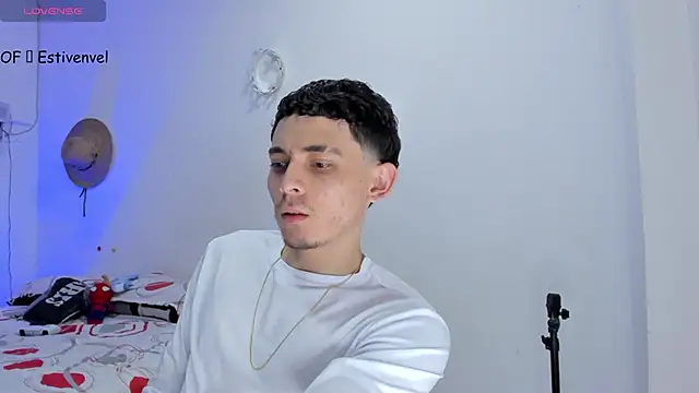 Snapshot of steve_latin chatting on February 27, 2025, 2:32 pm steve latin online show from February 27, 2025, 2:32 pm