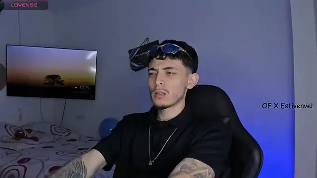 Snapshot of steve_latin chatting on October 2, 2025, 3:19 pm steve latin online show from October 2, 2025, 3:19 pm