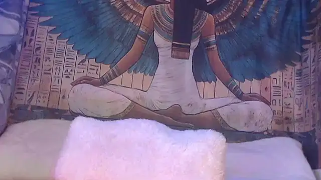 Snapshot of NightOrhideya chatting on March 27, 2026, 7:47 am NightOrhideya online show from March 27, 2026, 7:47 am