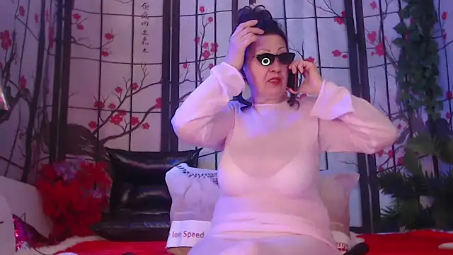 Snapshot of NightOrhideya chatting on April 13, 2026, 7:36 am NightOrhideya online show from April 13, 2026, 7:36 am