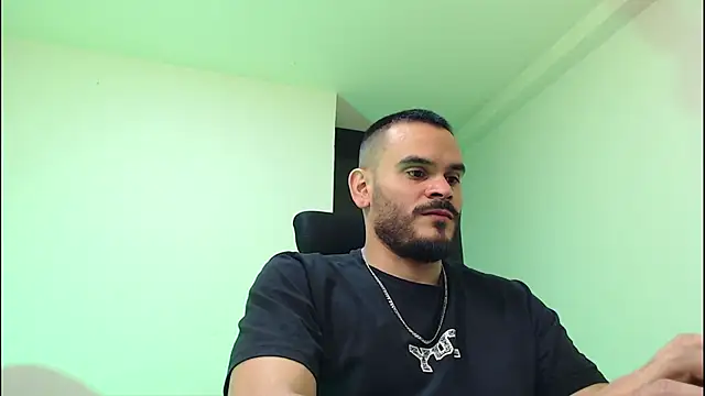 Snapshot of cowboyht chatting on November 19, 2025, 7:36 pm cowboyht online show from November 19, 2025, 7:36 pm