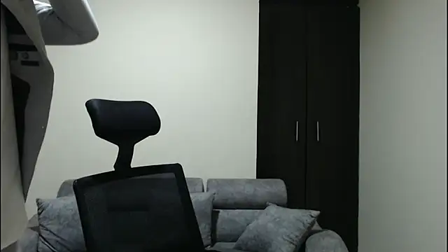 Snapshot of cowboyht chatting on November 20, 2025, 8:08 pm cowboyht online show from November 20, 2025, 8:08 pm