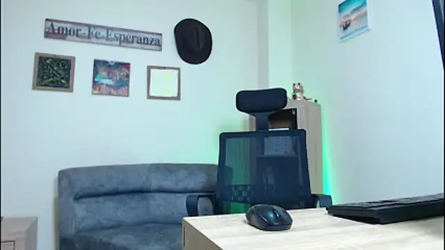 cowboyht online show from March 28, 2026, 3:17 am