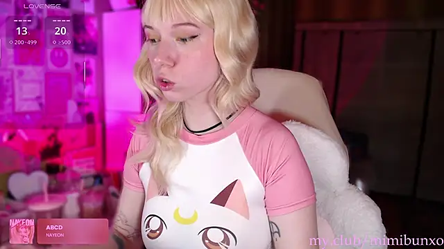 freya sunny online show from March 27, 2026, 5:02 am