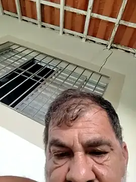 Peludo173317 online show from April 4, 2026, 6:49 pm