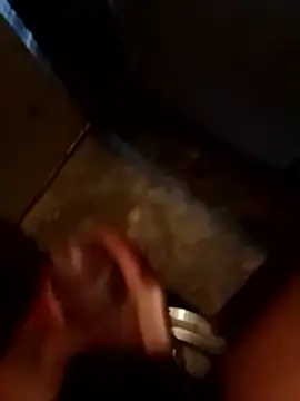 Snapshot of fakuface chatting on November 2, 2025, 8:39 am fakuface online show from November 2, 2025, 8:39 am