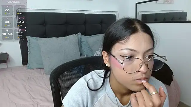 vaness weet online show from March 12, 2026, 8:15 pm