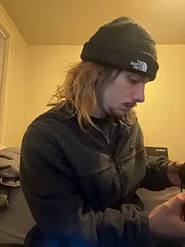 Snapshot of trippyski chatting on February 13, 2025, 1:29 am trippyski online show from February 13, 2025, 1:29 am