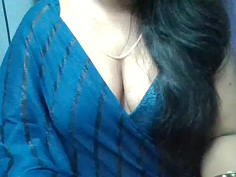 Roopshikha39 online show from October 12, 2025, 5:56 pm