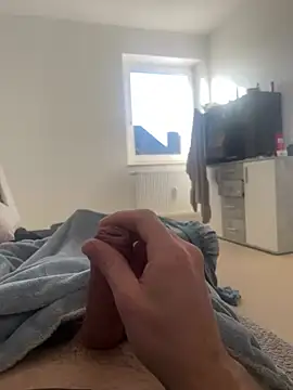 oroszlanw online show from January 19, 2025, 10:39 am