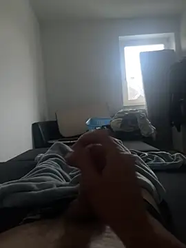 oroszlanw online show from September 27, 2025, 5:34 am