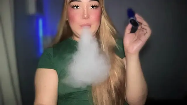 Snapshot of MissCataleyaxxx chatting on September 9, 2025, 3:17 am MissCataleyaxxx online show from September 9, 2025, 3:17 am