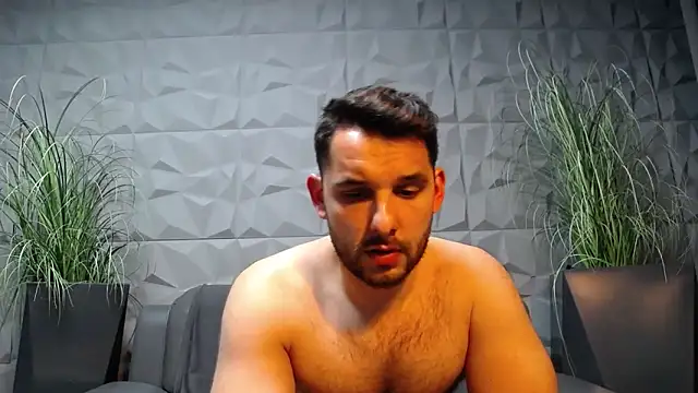 Antoniodiamond online show from March 14, 2025, 11:43 pm