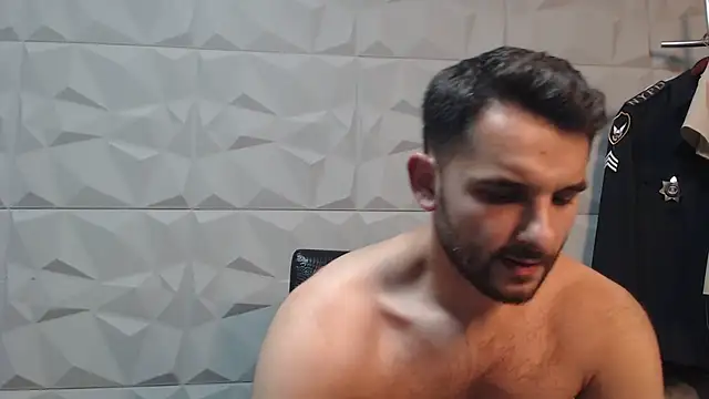 Antoniodiamond online show from September 12, 2025, 7:14 pm