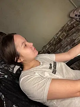 Var Kiss online show from December 2, 2025, 5:46 am