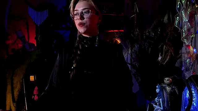 Scarlett Wanner online show from January 5, 2025, 7:49 pm