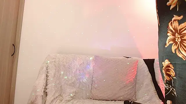 Snapshot of Gin_Zc chatting on January 18, 2025, 4:37 am Gin Zc online show from January 18, 2025, 4:37 am