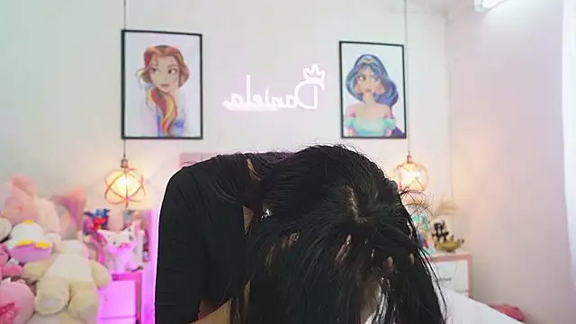 dani parker  online show from February 19, 2026, 4:25 pm