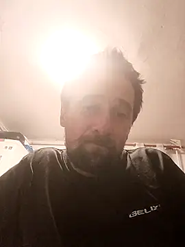 Snapshot of Stivn35 chatting on October 28, 2025, 3:21 am Stivn35 online show from October 28, 2025, 3:21 am